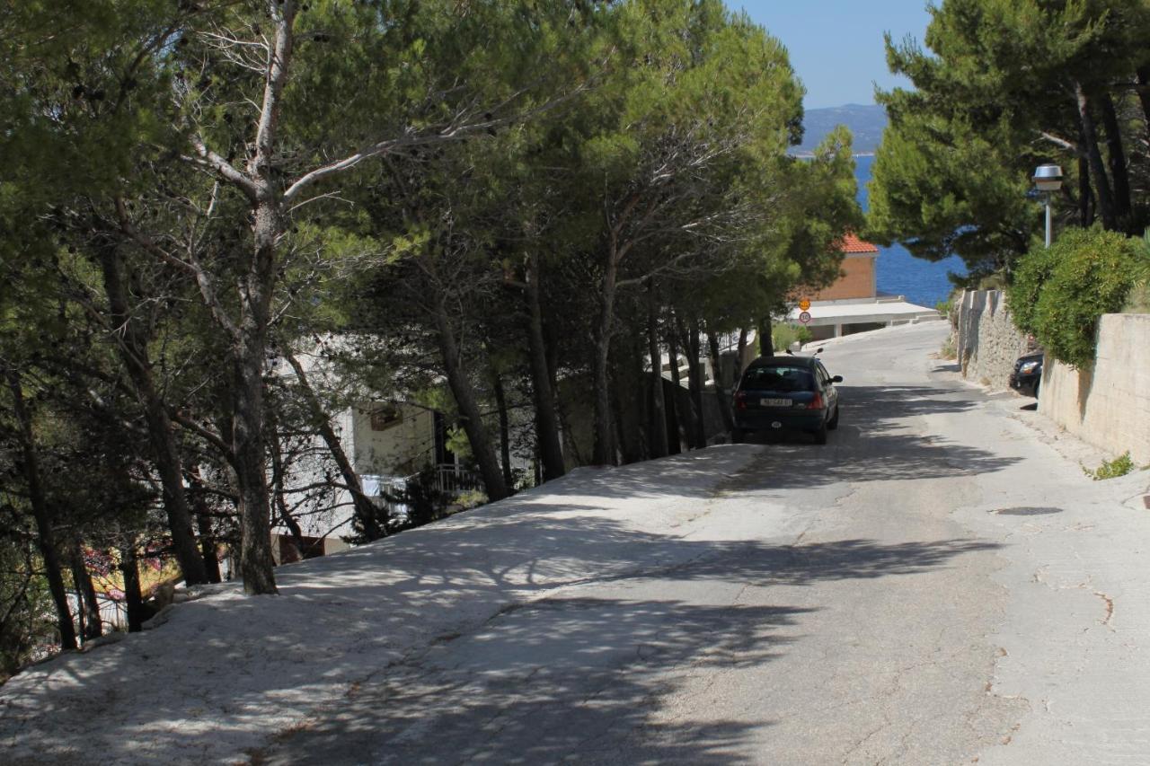 Apartments And Rooms With Parking Space Brela, Makarska - 6895 Екстер'єр фото